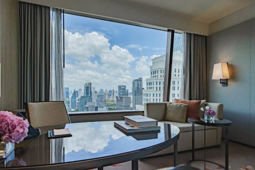 The Okura Prestige Bangkok - Deluxe Corner Twin room with panoramic view