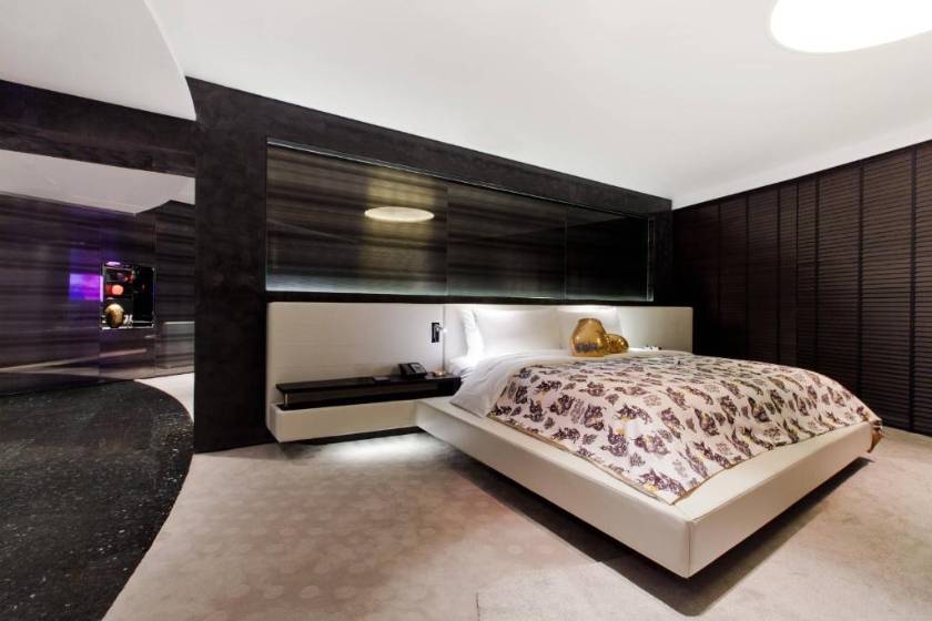 W Bangkok Hotel - One-Bedroom Vice Preseidential Penthouse King Suite