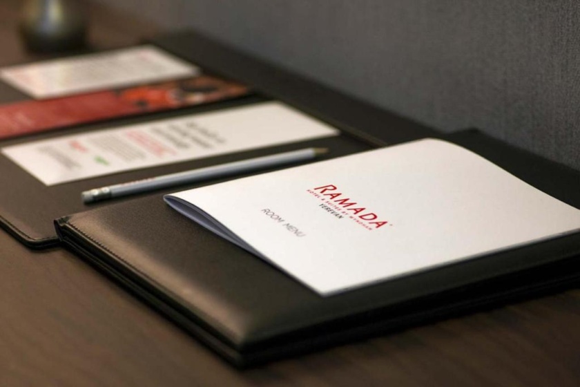 Ramada Hotel & Suites by Wyndham Yerevan - Standard Twin Room