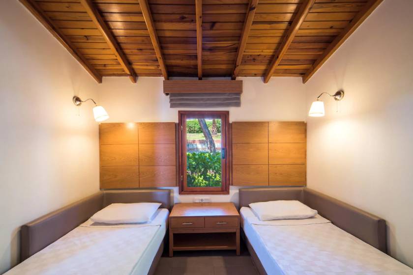 Pine Bay Holiday Resort - Large Club Room + 1 Child