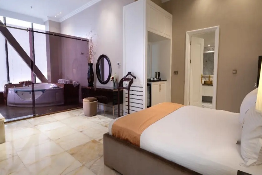 هتل اسپیناس پالاس تهران - سوئیت رویال دو خوابه چهار نفره EF