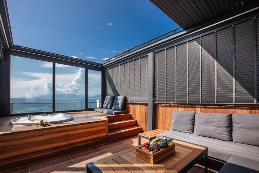 Charisma De Luxe Hotel - King Suite with Sea View