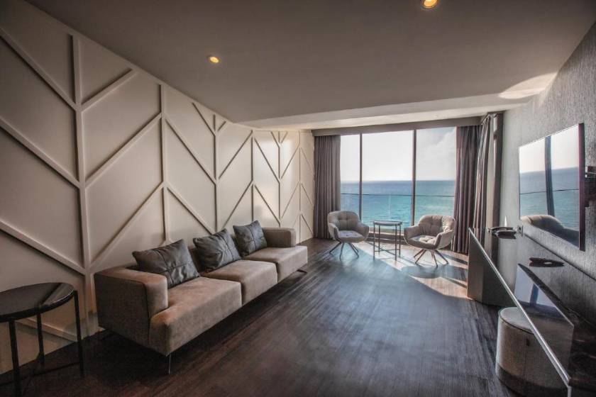 Charisma De Luxe Hotel - King Suite with Sea View