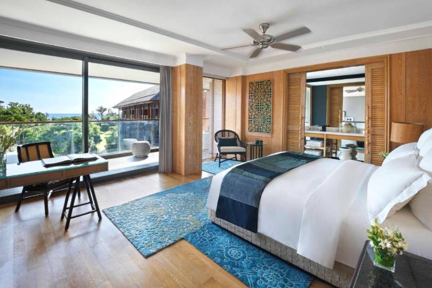 Hotel Indigo Bali Seminyak Beach, an IHG Hotel - Standard King Room with Partial Ocean View