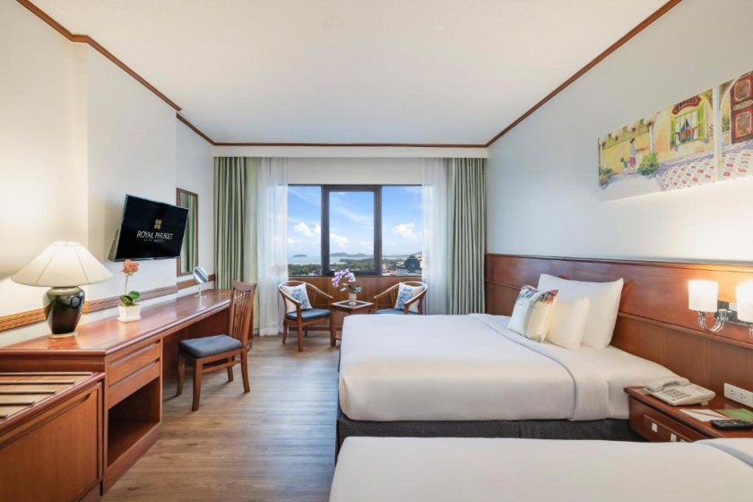 Royal Phuket City Hotel Phuket - Premier Superior - Partial Sea View