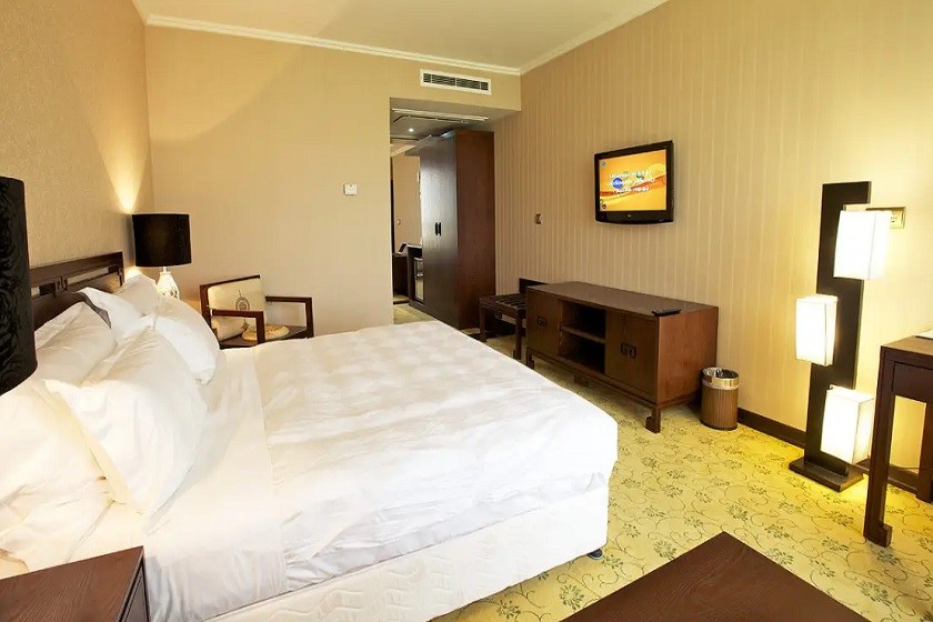 هتل اسپیناس بلوار تهران - اتاق دو تخته استاندارد دبل EF