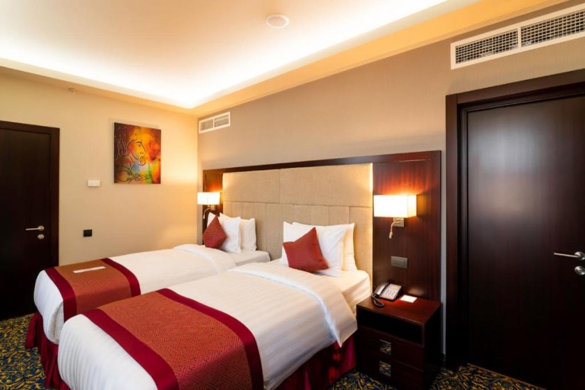 Ramada Hotel & Suites by Wyndham Yerevan - Two-Bedroom Presidential Suite