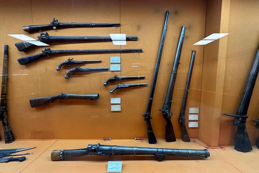 موزه سلاح های دربار سعد آباد. منبع عکس: وبسایت chtn. عکاس: &zwnj;نامشخص