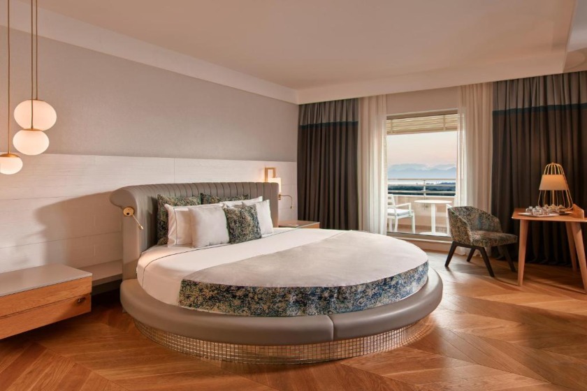 Lara Barut Collection-Ultra All Inclusive Antalya - Designer Suite 360