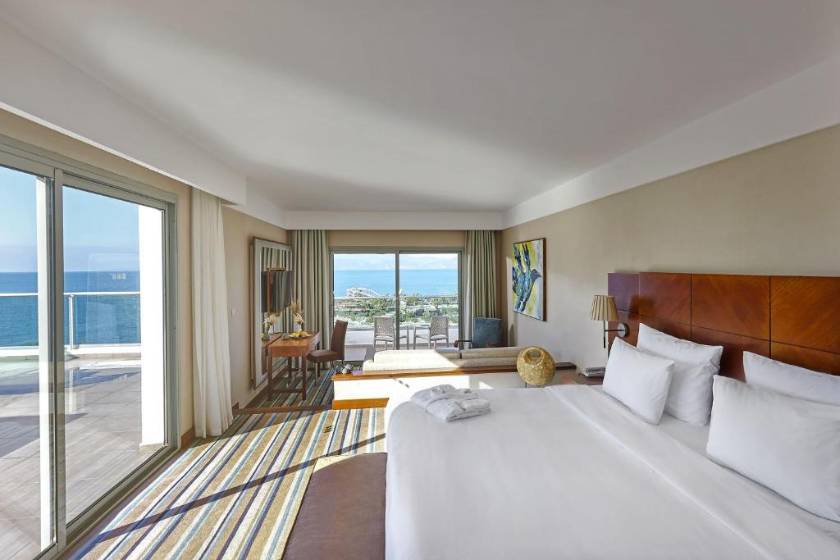 Pine Bay Holiday Resort - Superior Suite with Sea View