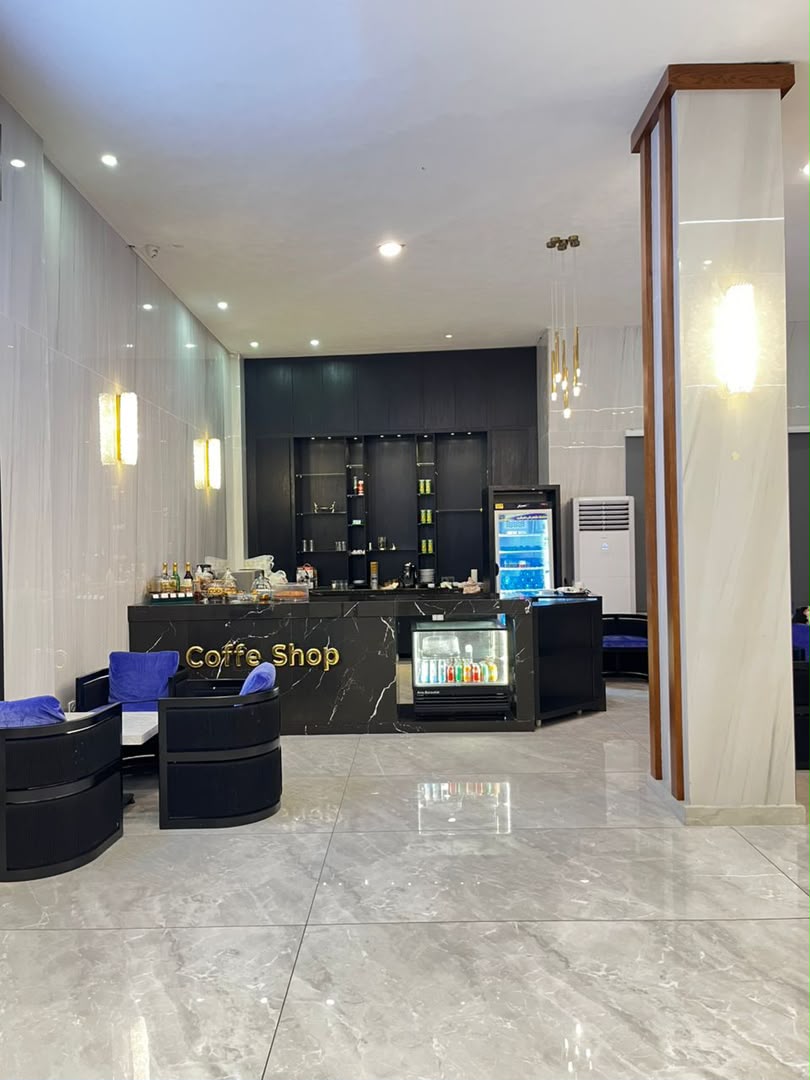 کافی شاپ هتل آرامیس