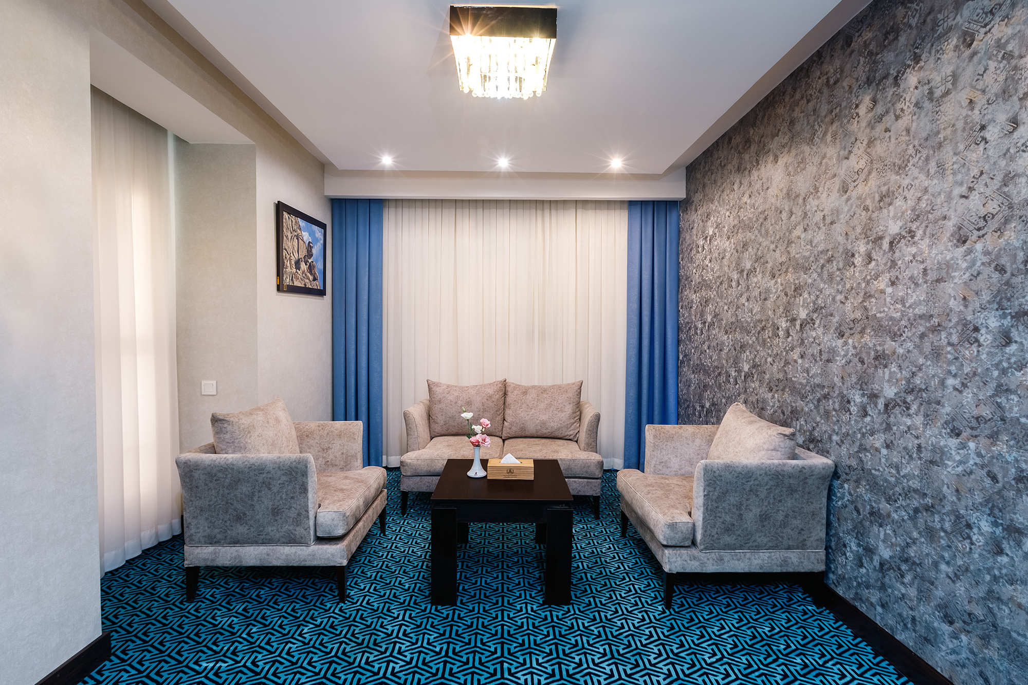 اتاق سوییت جونیور