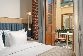 هتل اکول سنت پیر استانبول